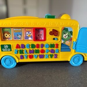 Yellow and Blue Phonics Fun Animal Bus
